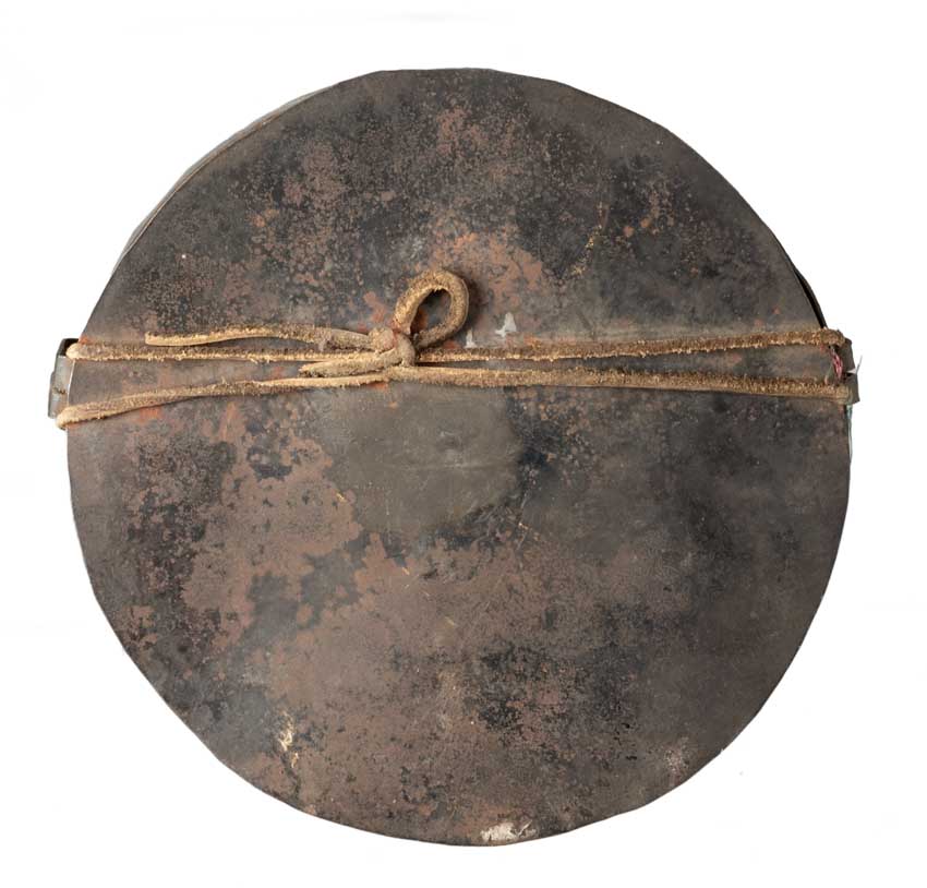 Ghau tibétain – reliquaire bouddhiste Bouddha en métal repoussé et verre