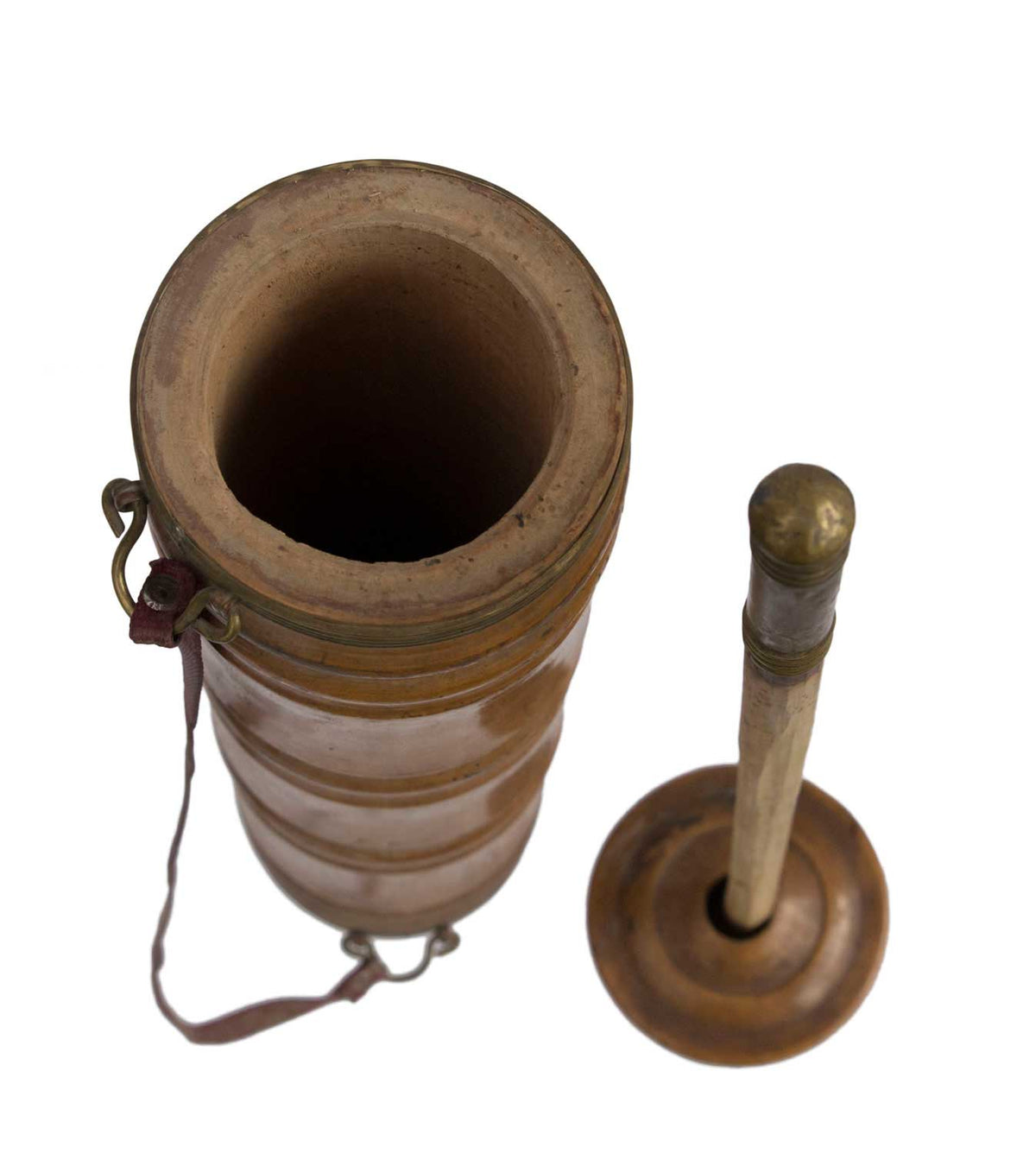 Ancienne Baratte Tibétaine à Thé au Beurre de Yak – Objet Usuel de l’Himalaya