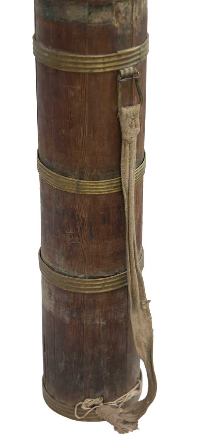 Ancienne Baratte Tibétaine à Thé au Beurre – Objet Usuel de l’Himalaya