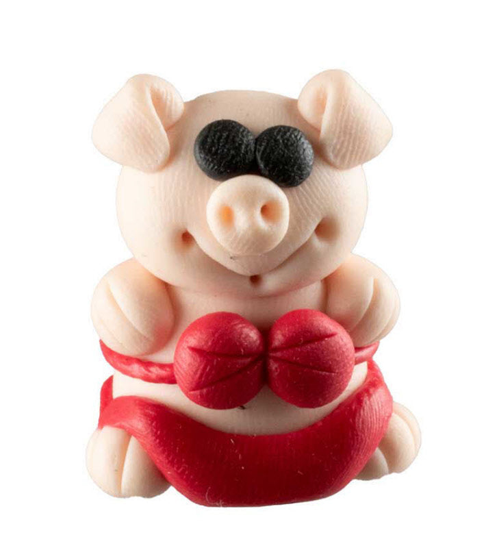 Figurine Miniature Cochon en Maillot de Bain Rouge – Artisanat Thaïlandais en Pâte Polymère