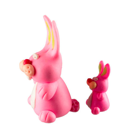 Figurines Lapins Roses – Ensemble en Pâte Polymère de Thaïlande