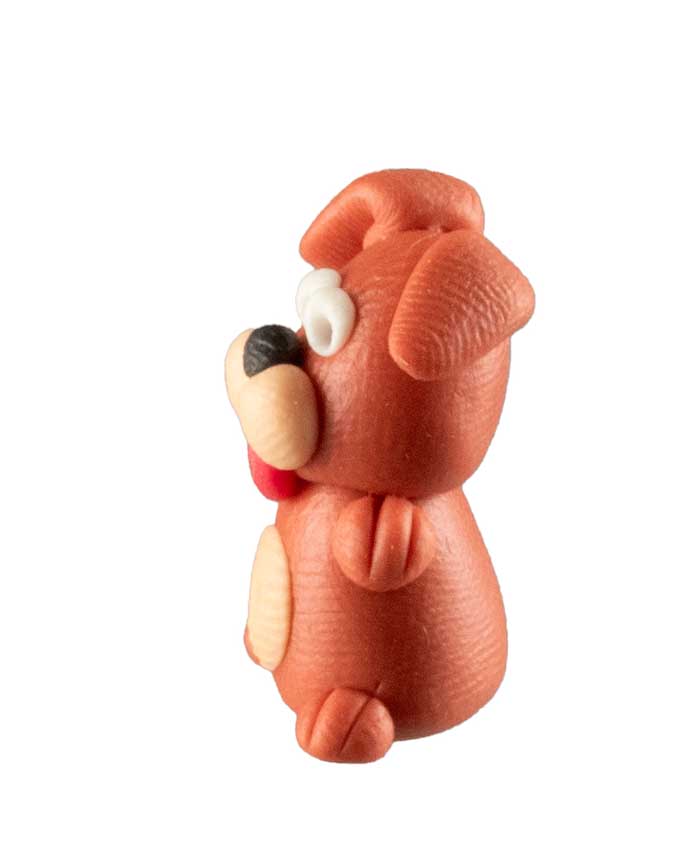 Figurine Miniature Chien – Artisanat Thaïlandais en Pâte Polymère