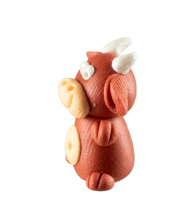 Figurine Miniature Vache – Artisanat Thaïlandais en Pâte Polymère