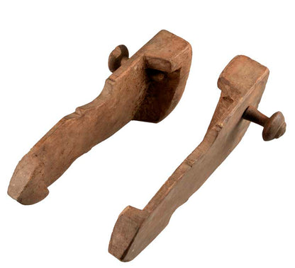 Anciennes Paduka en Bois – Sandales Traditionnelles du Népal