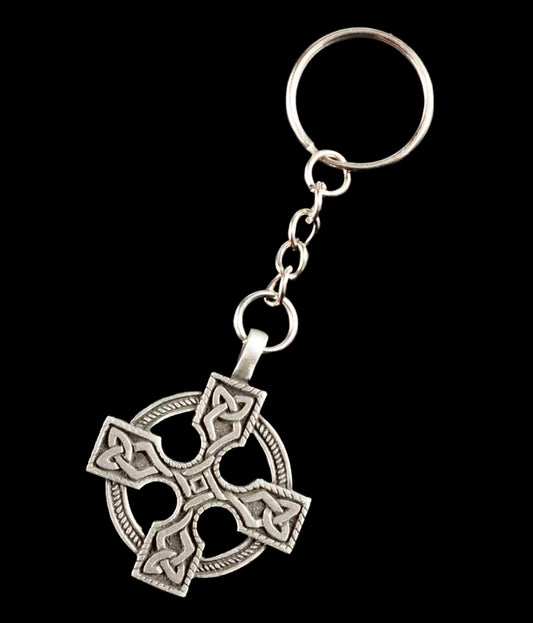 Porte-Clé Croix Celtique en Métal – Symbole d'Unité et de Tradition