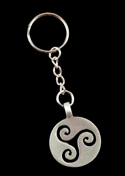 Porte-Clé Triskele Celtique en Métal – Symbole Ancestral