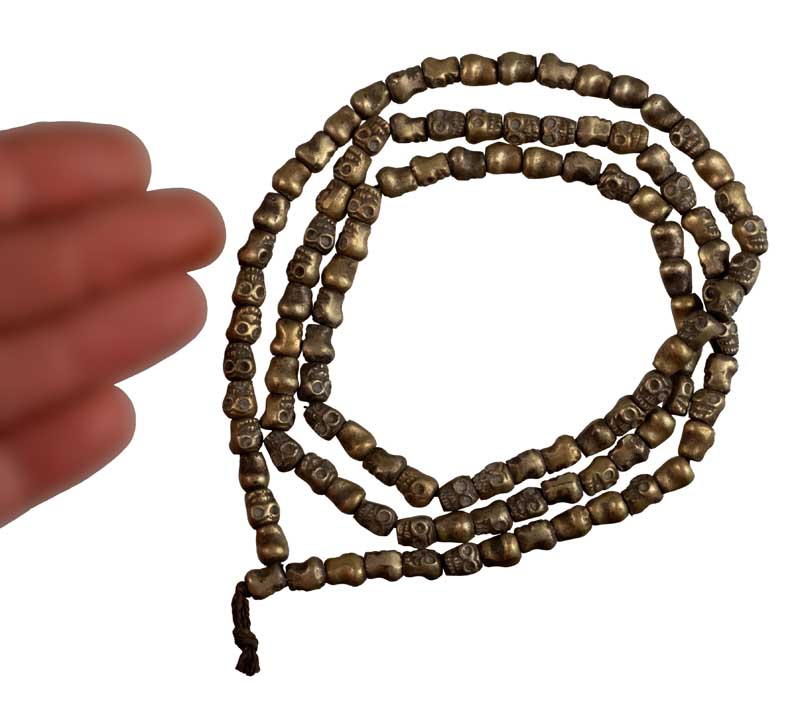 Mundamala Kapalamala Tibétain En Métal – Chapelet De Crânes Pour Autel Et Statue