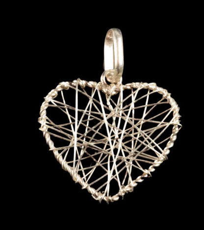 Pendentif Cœur en Fil d’Argent Massif 925 – Bijou Ajouré Romantique et Élégant