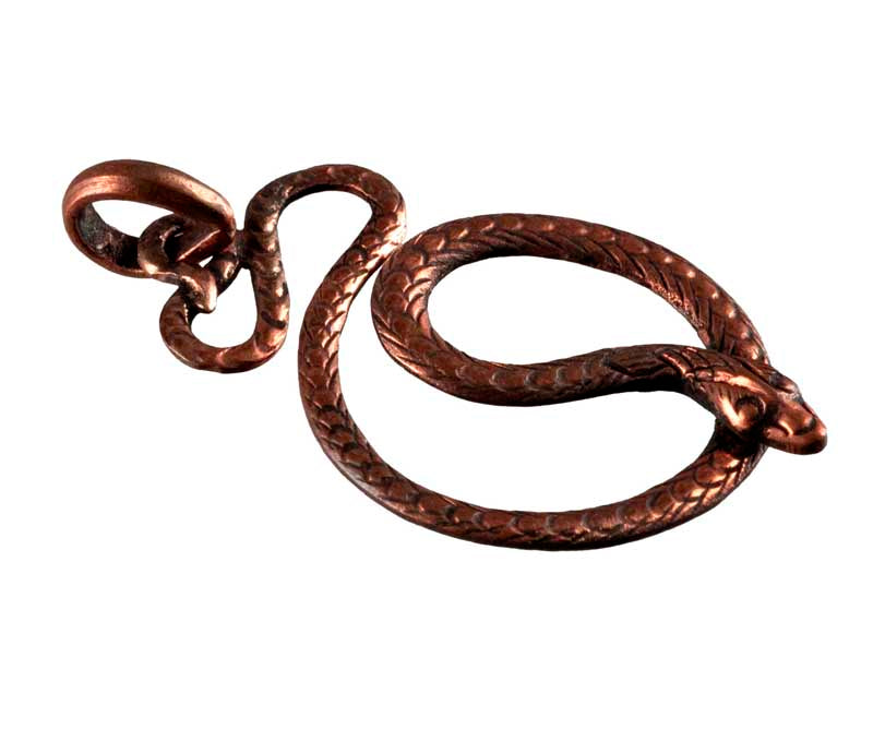 Pendentif Serpent en Cuivre du Népal – Bijou Ethnique de Créateur