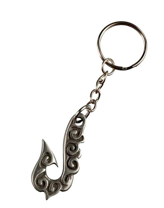 Bijou de Sac ou Porte-Clé Maori Hameçon en Métal – Hei Matau
