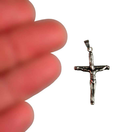 Pendentif croix crucifix en argent 925 – bijou chrétien de foi et de dévotion