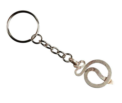 Porte-Clé Serpent Enroulé – Bijou de Sac en Métal Argenté du Népal