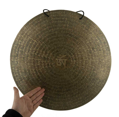 Gong Tibétain Bouddhiste Om Mani Padme Hum Gravé du Népal