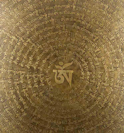 Gong Tibétain Bouddhiste Om Mani Padme Hum Gravé du Népal
