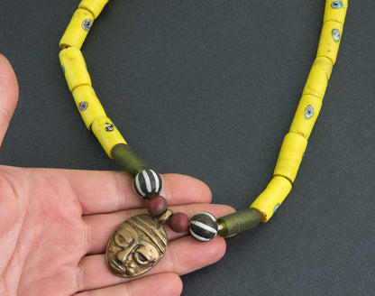 Collier Ethnique Naga Konyak En Perles De Verre Et Laiton – Artisanat Du Nagaland