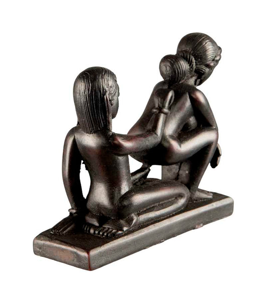 Statue Intime En Résine – Sculpture Artisanale Du Népal
