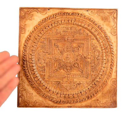 Plaque Murale Mandala Des Cinq Dhyani Bouddhas – Résine Artisanale Du Népal
