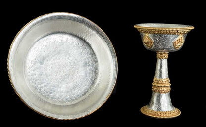 Serkyem tibétain en cuivre – Set d'offrandes rituelles bouddhistes qualité monastique