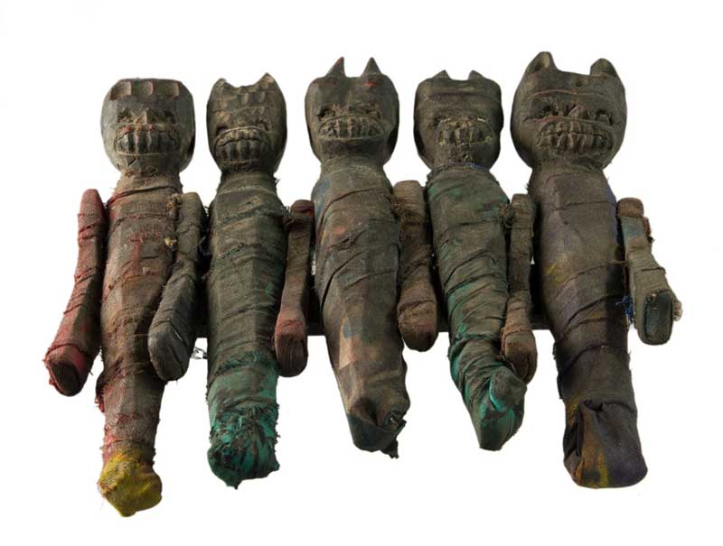 Poupées Zoomorphes Chamaniques en Bois – Figurines Tribales Tharu du Népal