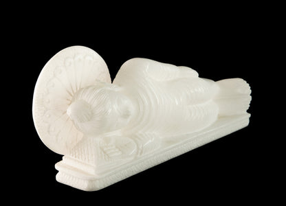 Statue Bouddha Allongé Nirvana En Marbre Blanc – Artisanat Indien