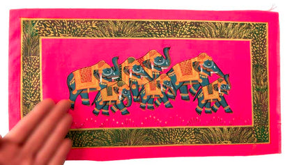 Peinture Moghole Éléphant Royal 39 cm – Artisanat Indien Fait Main