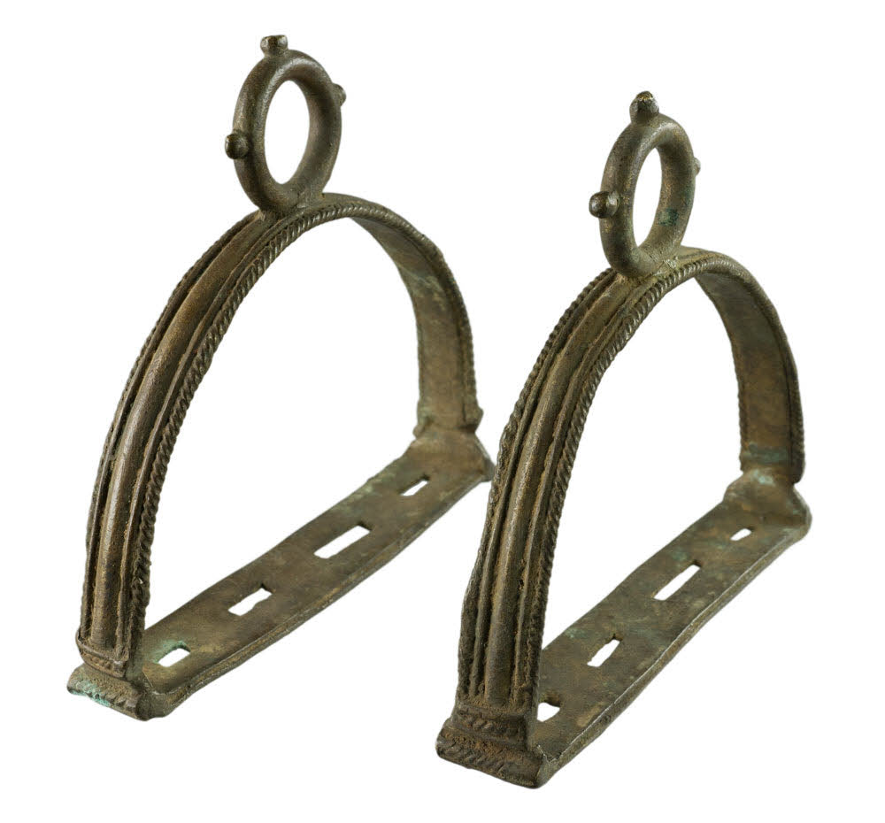 Paire D'Anciens Étriers Équestres du Rajasthan – Bronze Inde