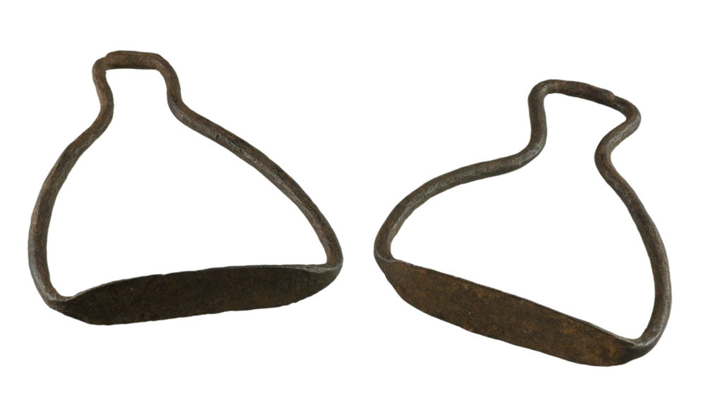 Paire D'Anciens Étriers Équestres Peul – Artisanat du Mali