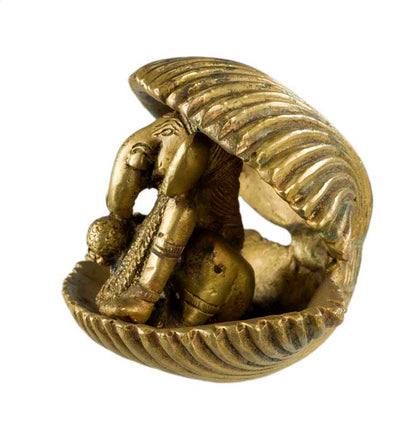 Statue Ganesh Dans Un Coquillage En Laiton – Artisanat Indien