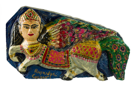 Statue Kamadhenu en pierre – Vache céleste de la mythologie hindoue, artisanat traditionnel du Népal