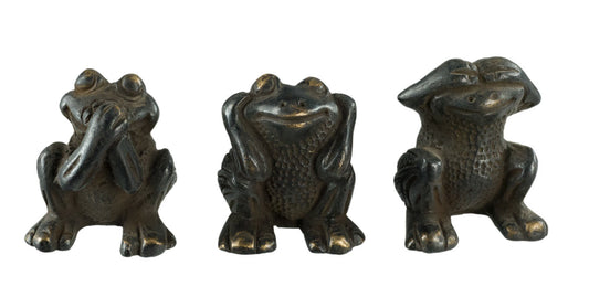 3 Grenouilles de la Sagesse en Laiton Patiné – Artisanat Indien