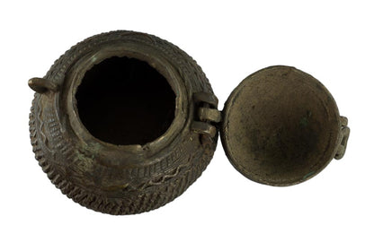 Ancienne Boîte à Bijoux Dhokra en Laiton – Art Tribal de Bastar – Inde