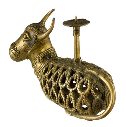 Statue Vache Sacrée Nandi Dhokra – Art Tribal Orissa en Laiton