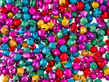 Lot de 50 ou 100 Mini Grelots Multicolores en Métal Ø 10mm – Accessoires Créatifs Indiens