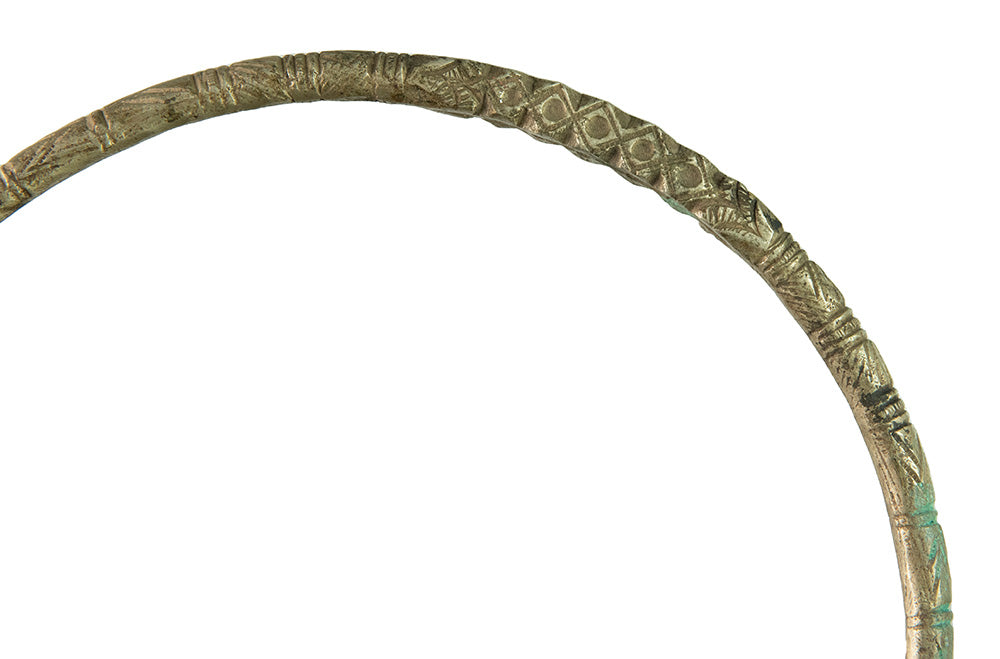 Collier Ethnique Hansuli Tharu – Ancienne Torque Décorative Du Népal
