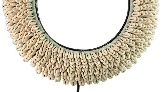 Collier Cérémonial Papou – Parure Ethnique En Cauris De Papouasie-Nouvelle-Guinée