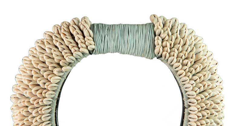 Collier Cérémonial Papou – Parure Ethnique En Cauris De Papouasie-Nouvelle-Guinée