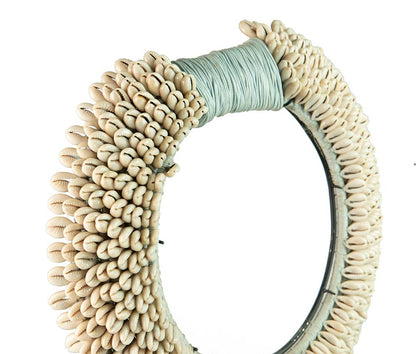 Collier Cérémonial Papou – Parure Ethnique En Cauris De Papouasie-Nouvelle-Guinée
