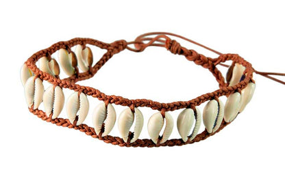 Collier ras de cou Cauri en coquillages Marron – Bijou ethnique artisanal