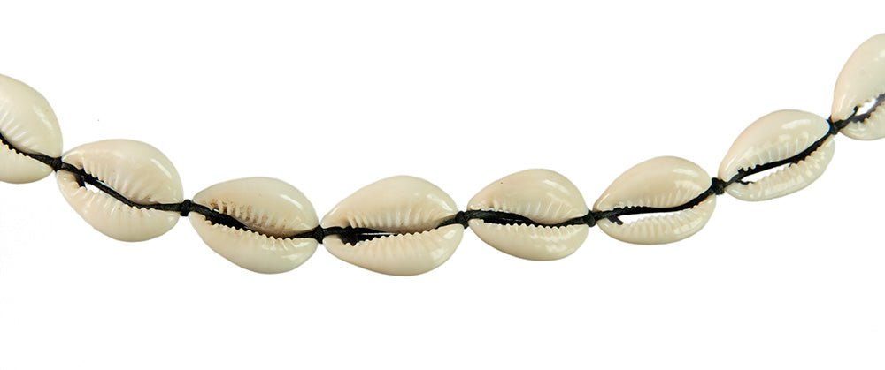 Collier ras de cou Cauri en coquillages – Bijou ethnique artisanal