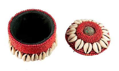 Boîte À Bijoux Tibétaine Avec Cauris Et Perles Rouges – Artisanat Traditionnel