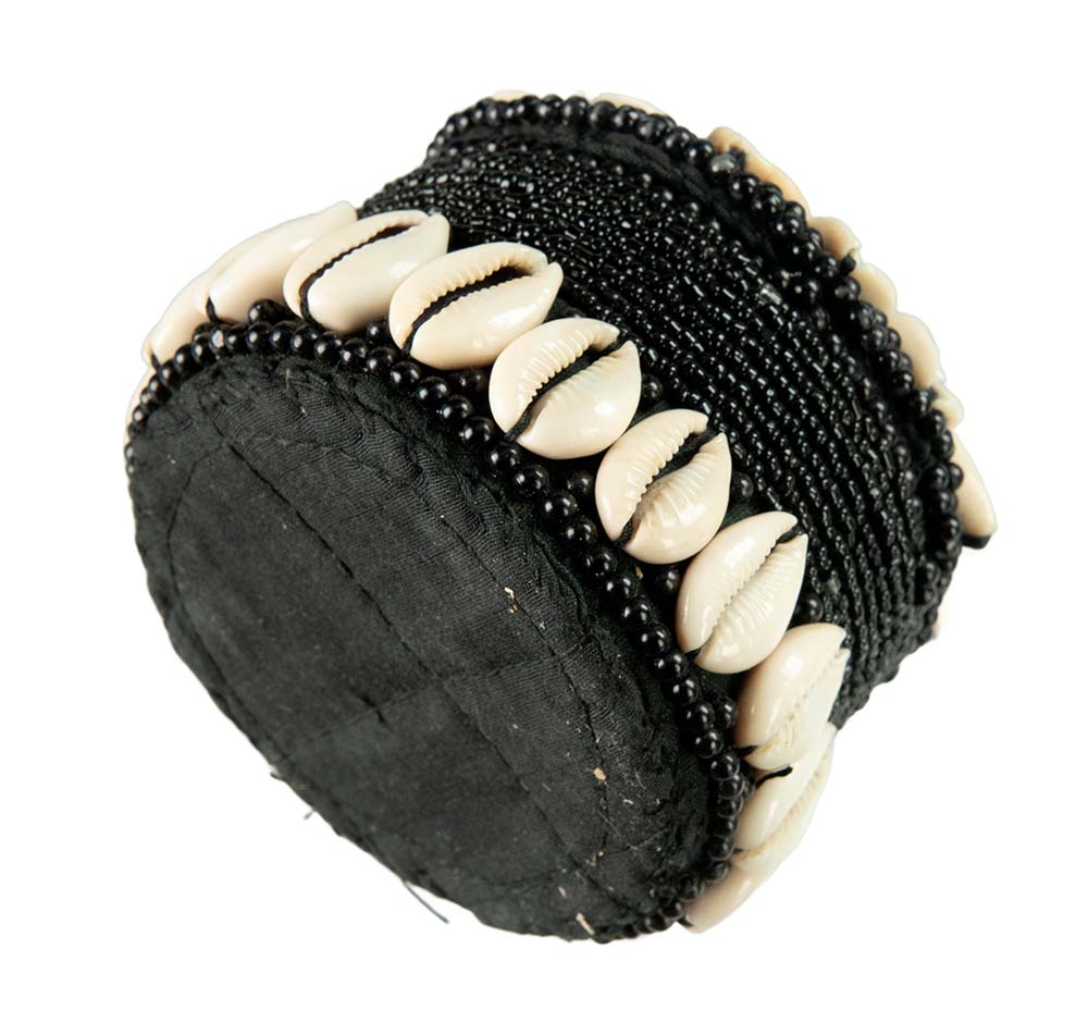Boîte À Bijoux Tibétaine Avec Cauris Et Perles Noires – Artisanat Traditionnel