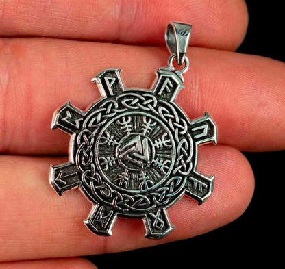 Pendentif Aegishjálmur (Helm of Awe) avec Entrelacs Vikings en Argent 925