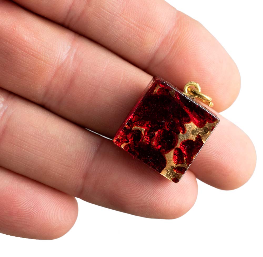Pendentif Carré en Verre de Murano – Bijou Artisanal Italien Unique