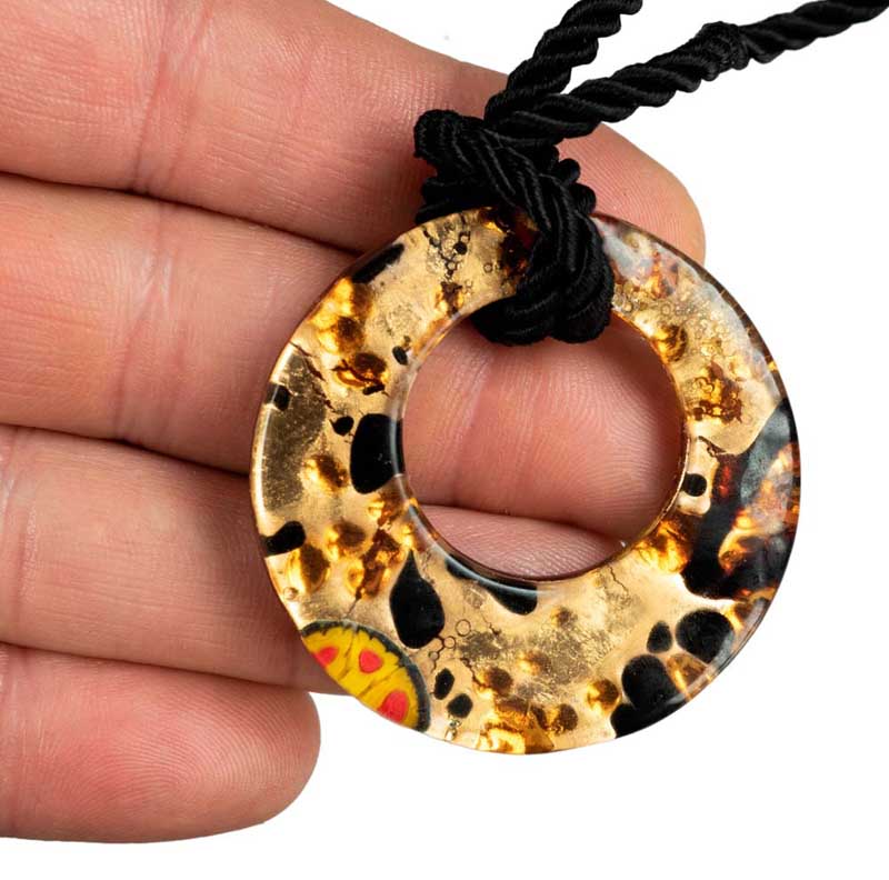 Pendentif Donut en Verre de Murano Doré et Noir : Bijou Authentique de Venise