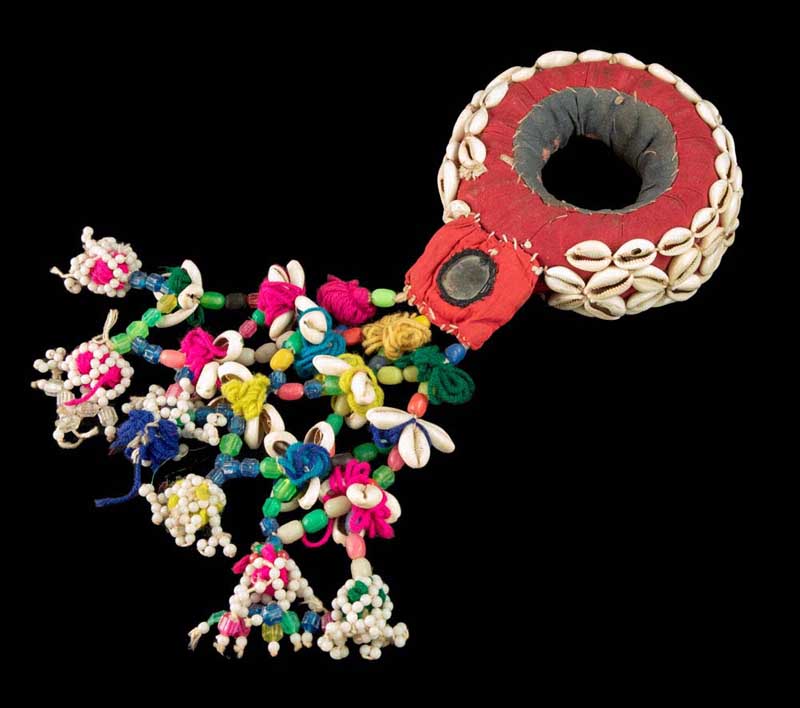 Anneau de tête avec cauris Ø 15,5 cm – accessoire traditionnel de portage népalais Newar