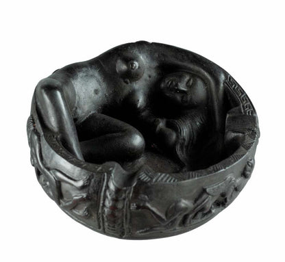 Cendrier Femme Nue En Résine Noire – Objet Décoratif Original Et Insolite