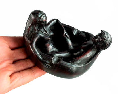 Cendrier Couple Nu En Résine Noire – Objet Décoratif Original Et Insolite