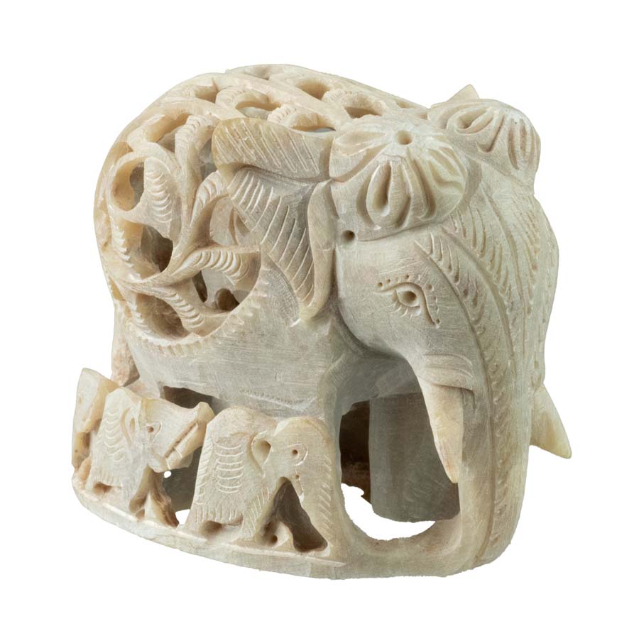Statuette Éléphant Et Éléphanteaux En Pierre Ollaire – Artisanat Indien