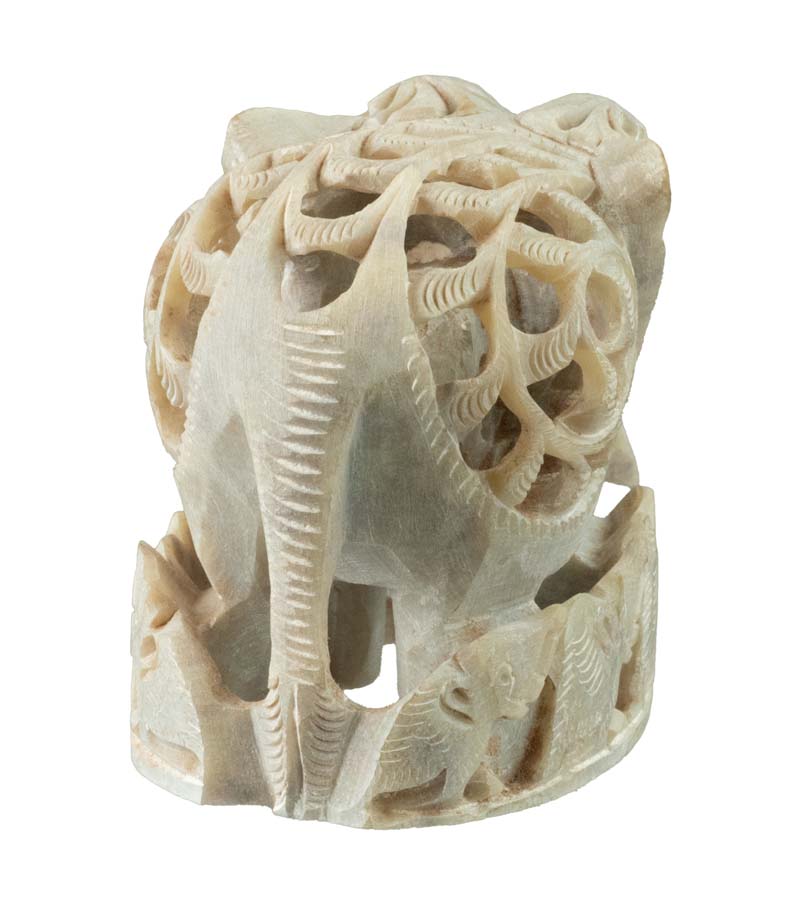 Statuette Éléphant Et Éléphanteaux En Pierre Ollaire – Artisanat Indien