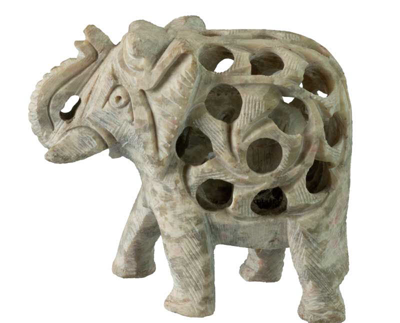 Statuette Éléphant en Pierre Stéatite – Trompe en l’Air – Artisanat Indien